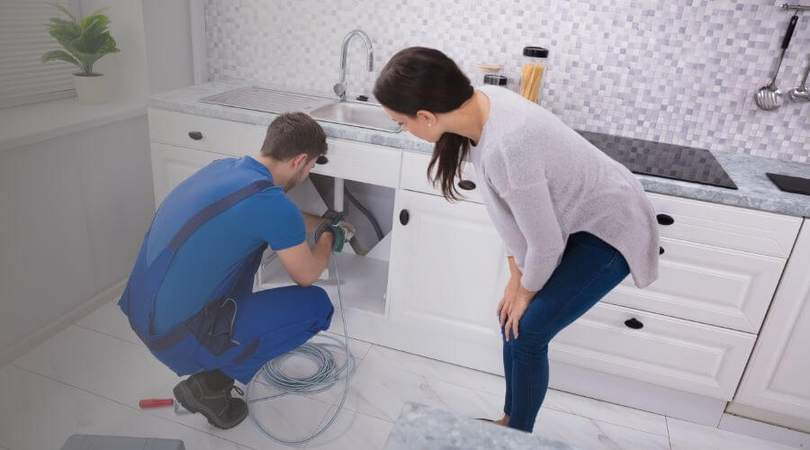 Local tankless water heater installation in Roanoke, IN